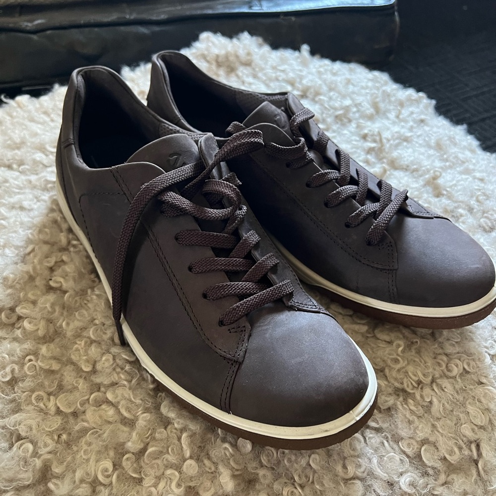 Ecco Women’s Chase II Sneakers NWT Shale